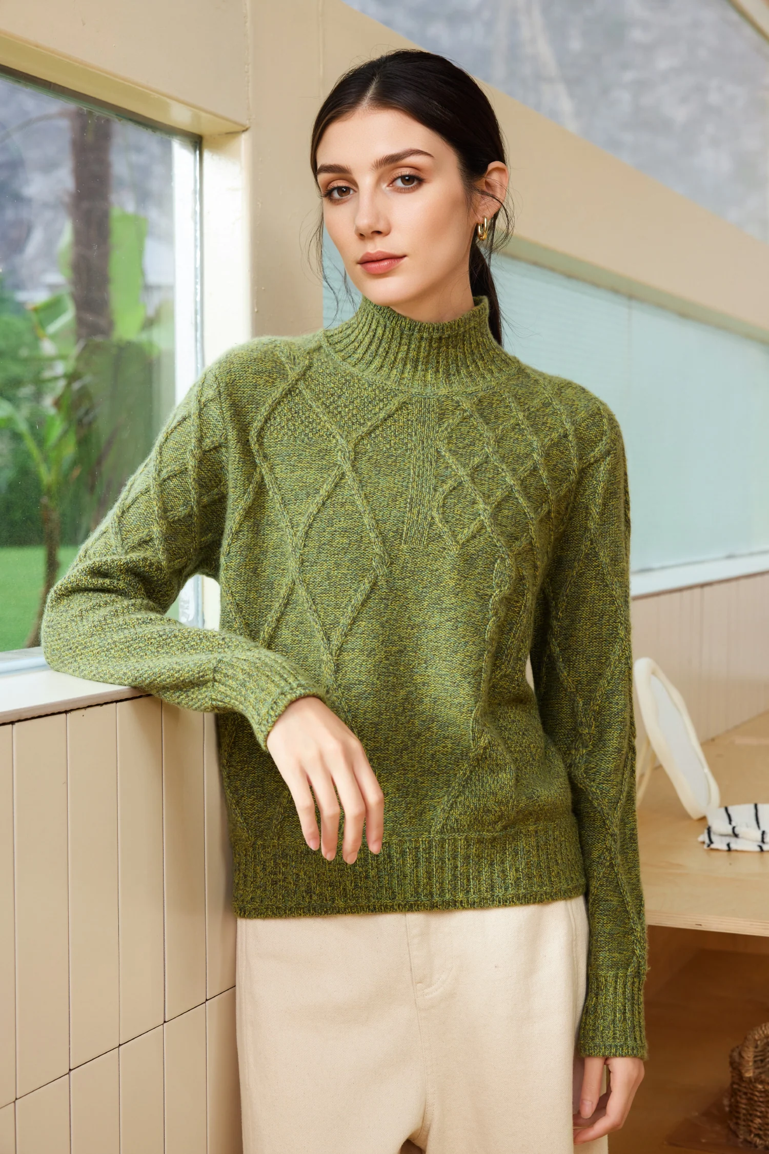 100% Cashmere Cable Knit Mock Neck Sweater in Green - MIAOOOO