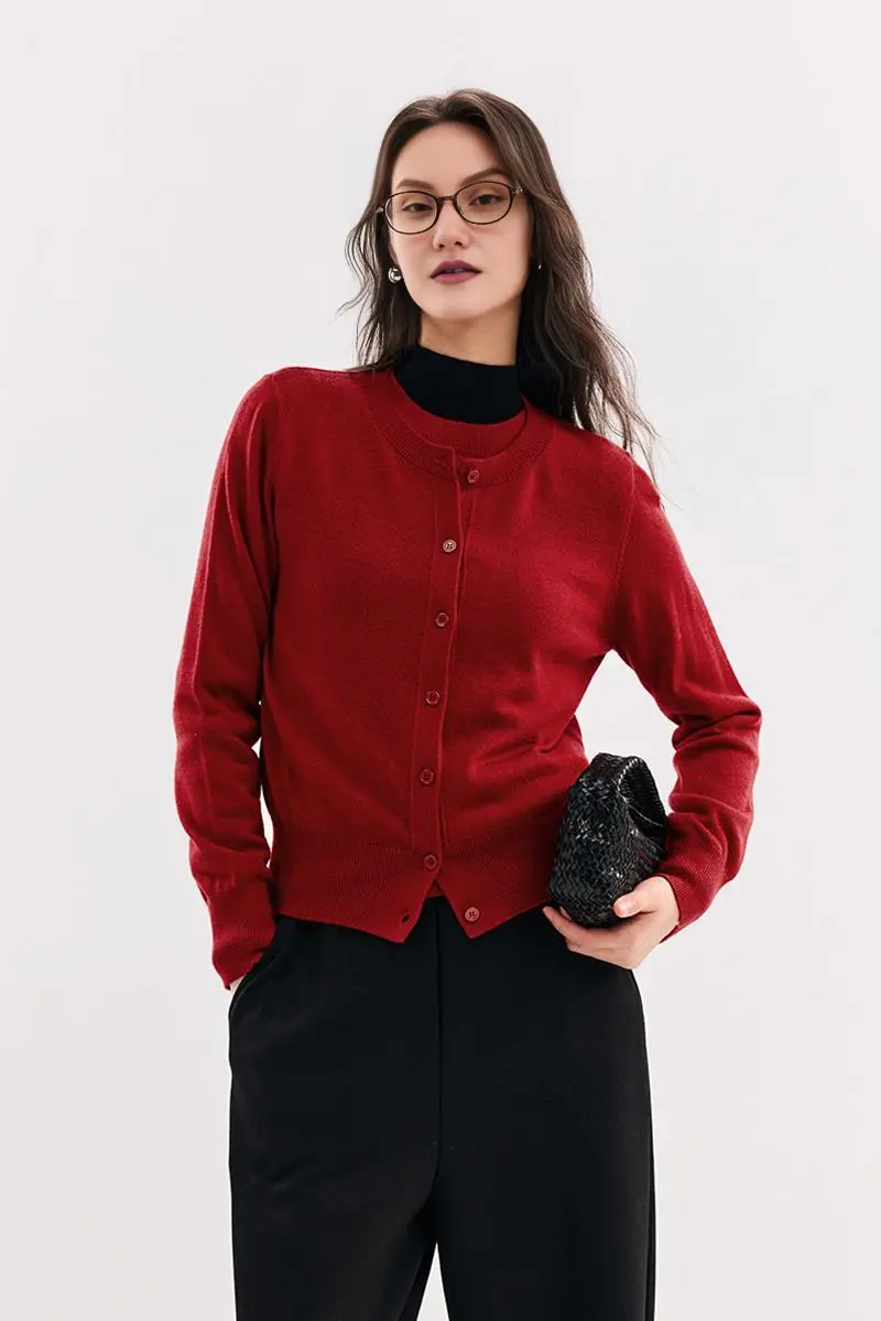 Vintage Long Sleeve Crewneck Sweater With Ribbed Trims - MIAOOOO