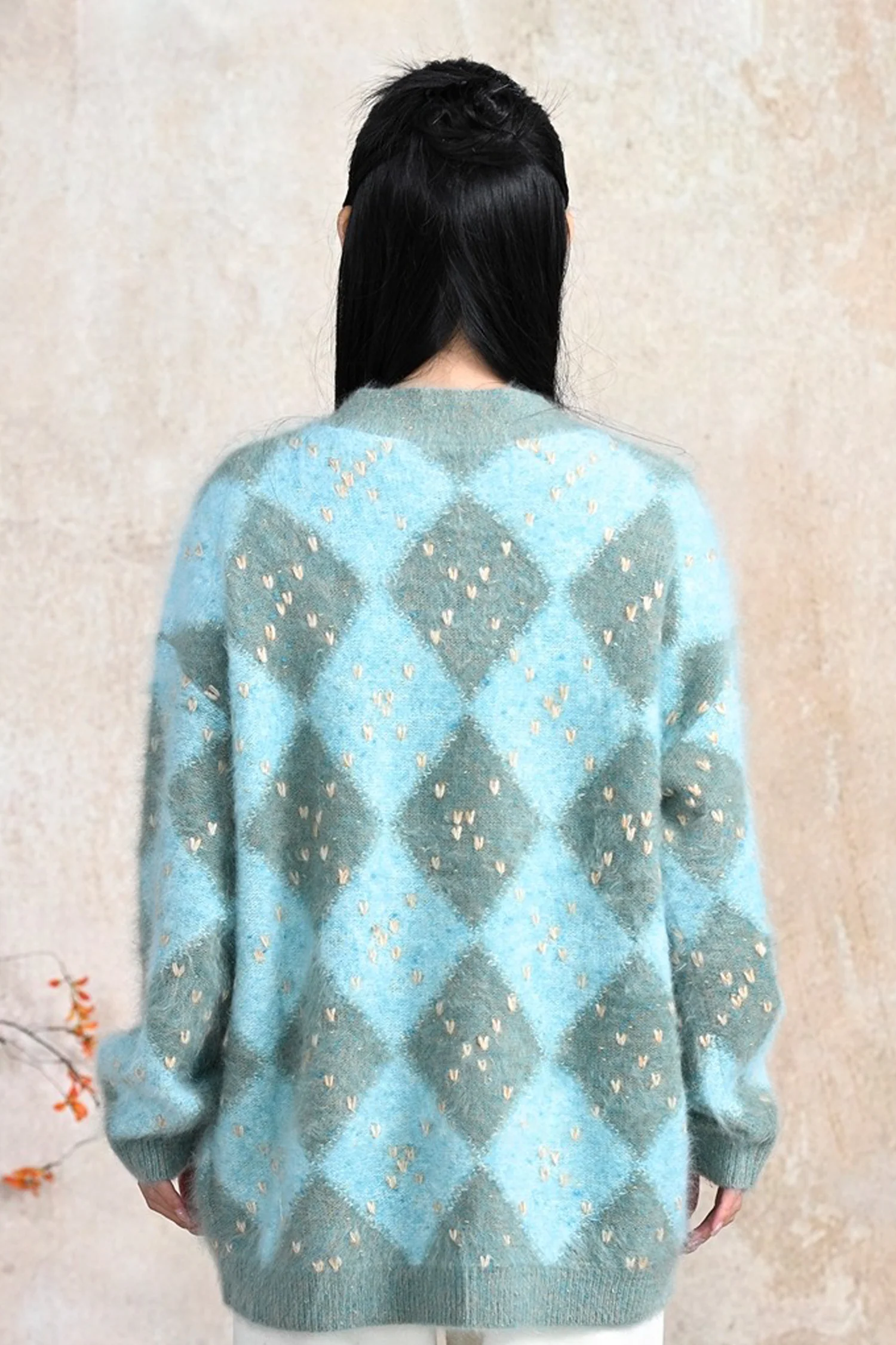 Chunky Brushed Cashmere Hand-Embroidered Argyle Cardigan - MIAOOOO