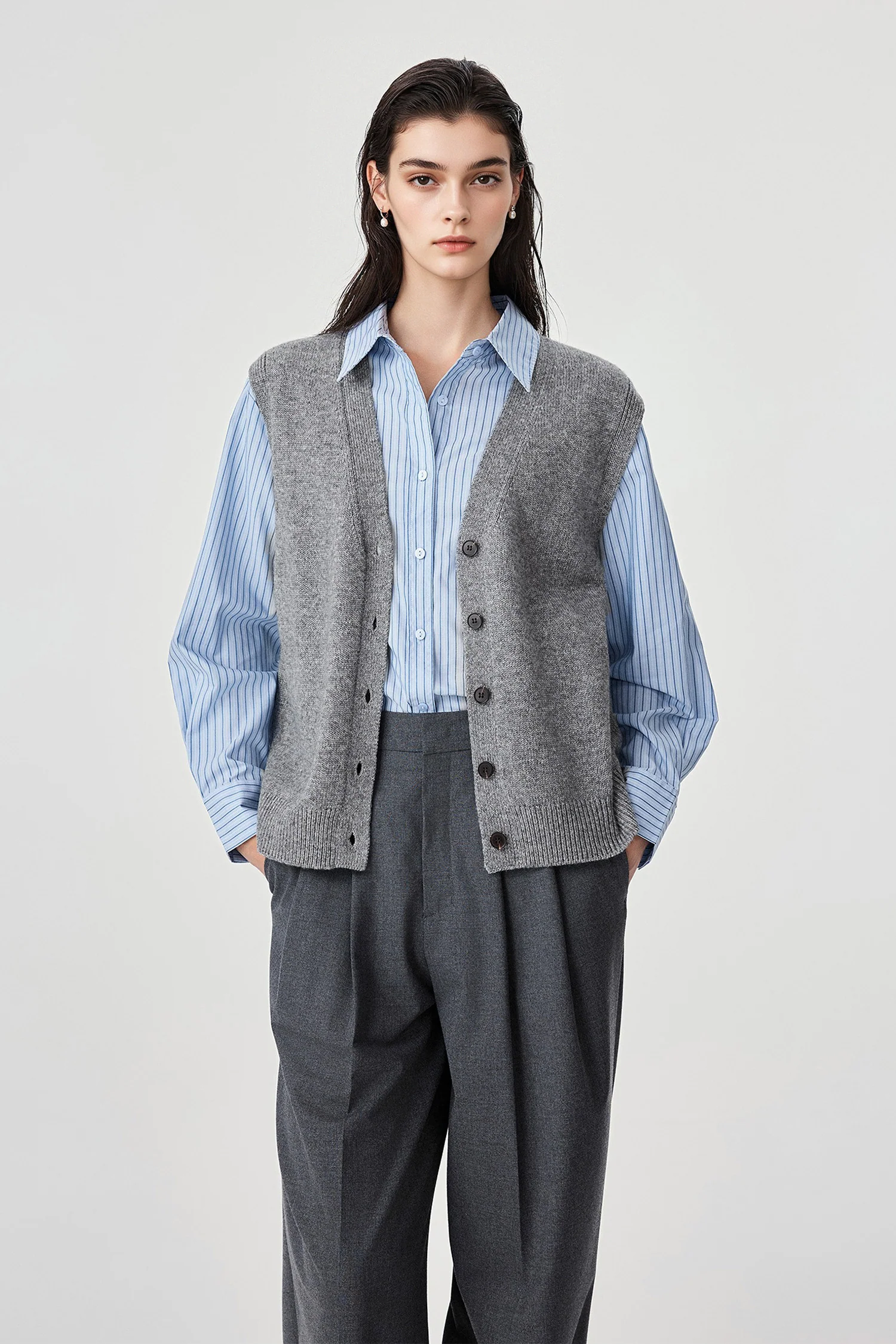 Fine-Knit Wool-Blend V-Neck Sweater Vest - MIAOOOO