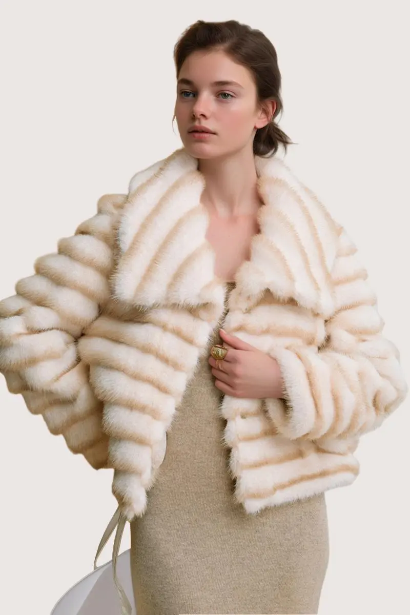 Cropped Faux Fur Chinchilla Coat with Oversized Collar - MIAOOOO