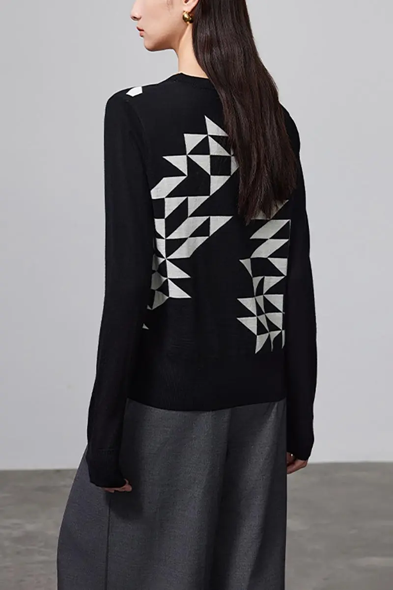 100 Merino Wool Geometric Patterned V Neck Cardigan - MIAOOOO