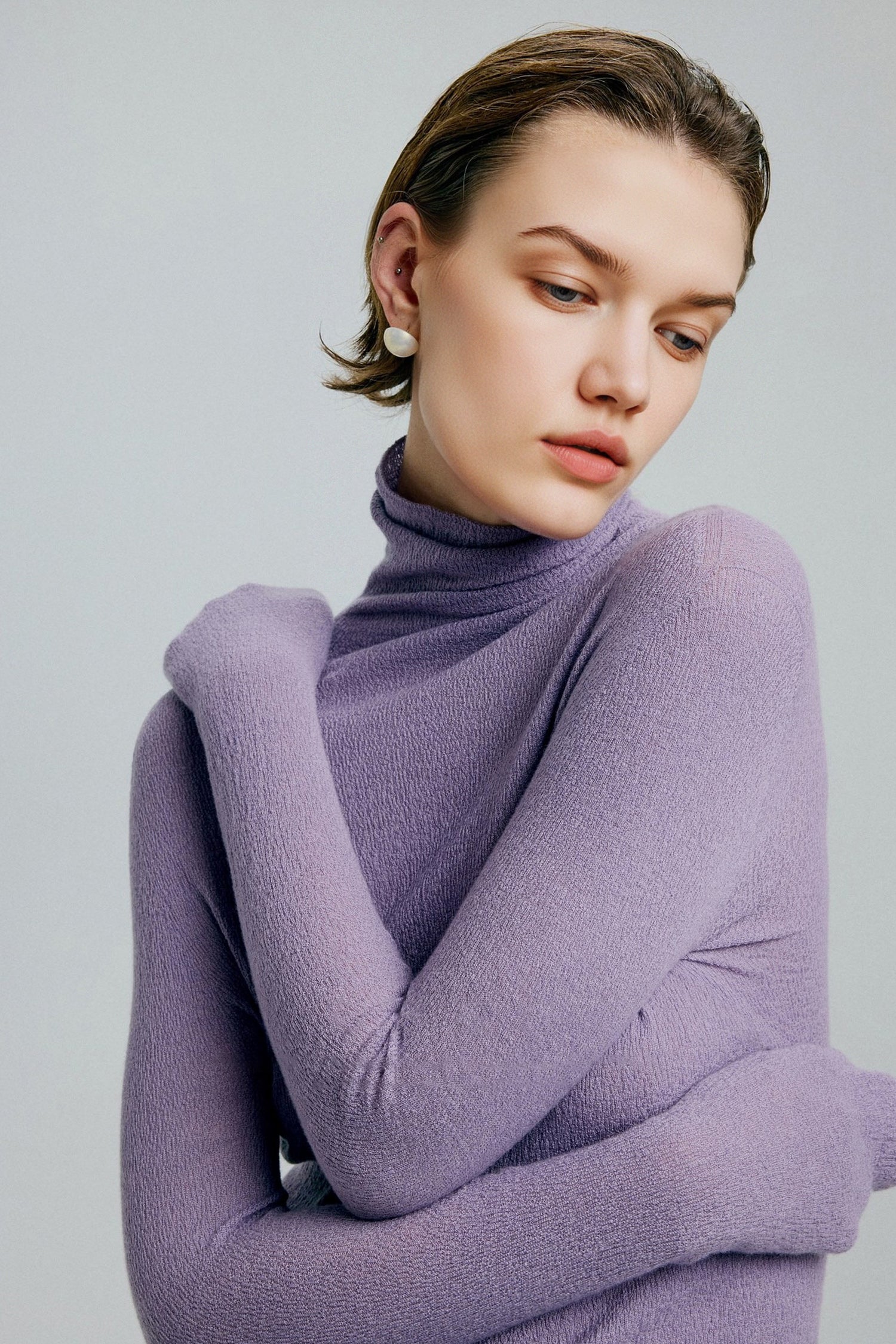 Featherlight Washable Cashmere-Silk Turtleneck Sweater - MIAOOOO