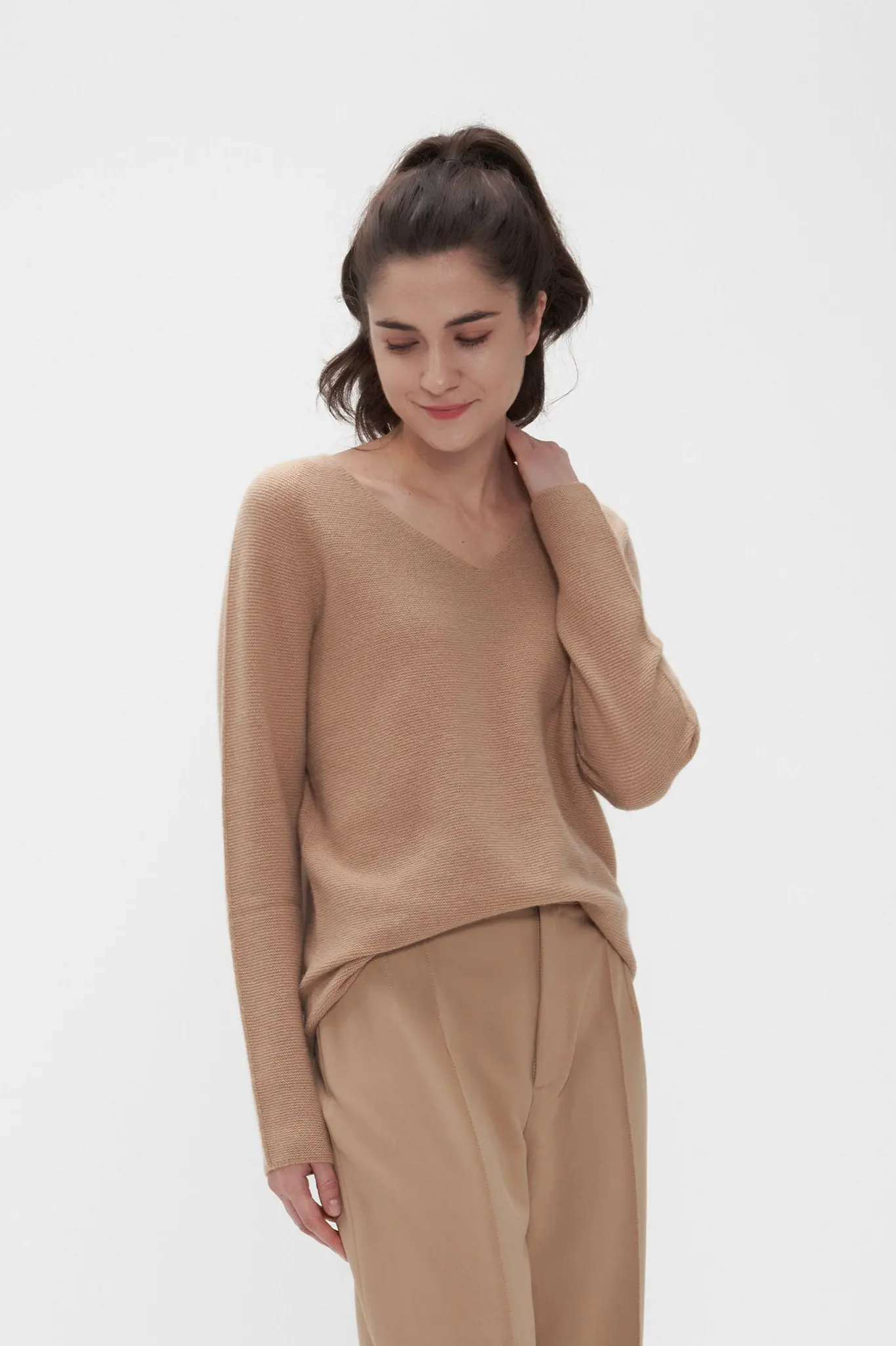 Loose V-Neck Cashmere Sweater - MIAOOOO