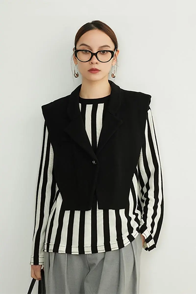 Black Wool Blend Knitted Shawl Vest - MIAOOOO