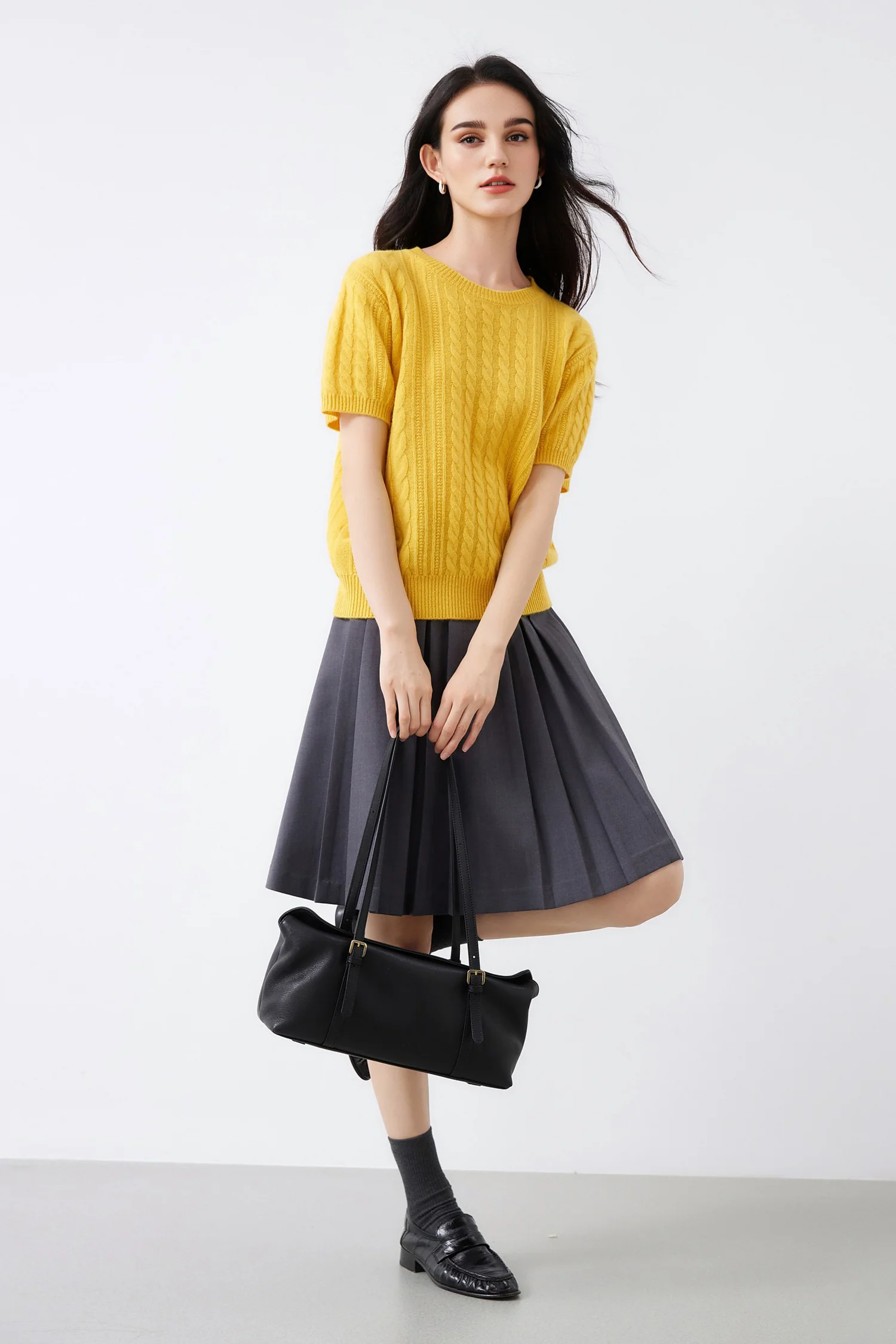 Ultrasoft Merino Wool Short-Sleeve Cable Sweater - MIAOOOO