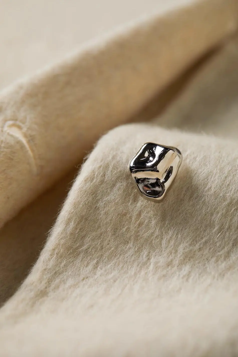 Silk Wool Blend Crewneck Cropped Jacket - MIAOOOO