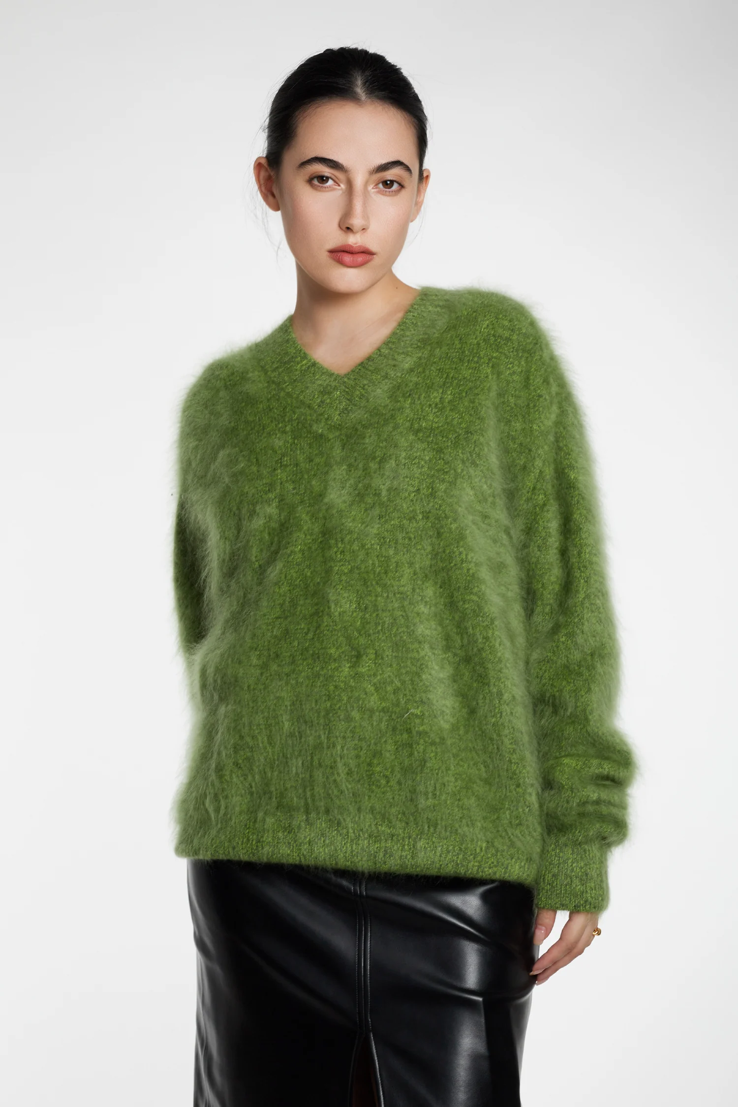 Ultrafine Brushed Cashmere V-Neck Sweater - MIAOOOO