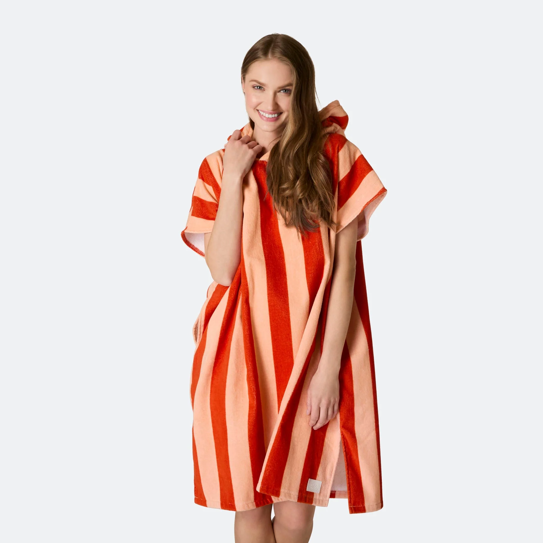 Gestreifter Roter Badeponcho