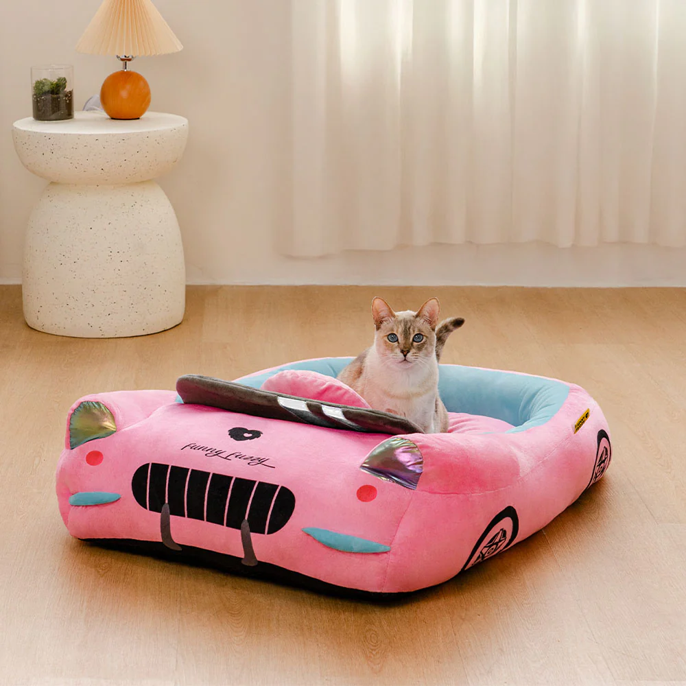 Classic Convertible Race Car Bolster Cat Bed - Fast��Fur
