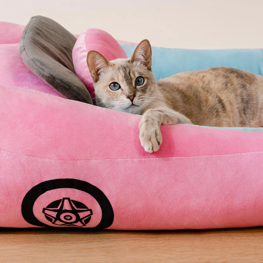 Classic Convertible Race Car Bolster Cat Bed - Fast��Fur