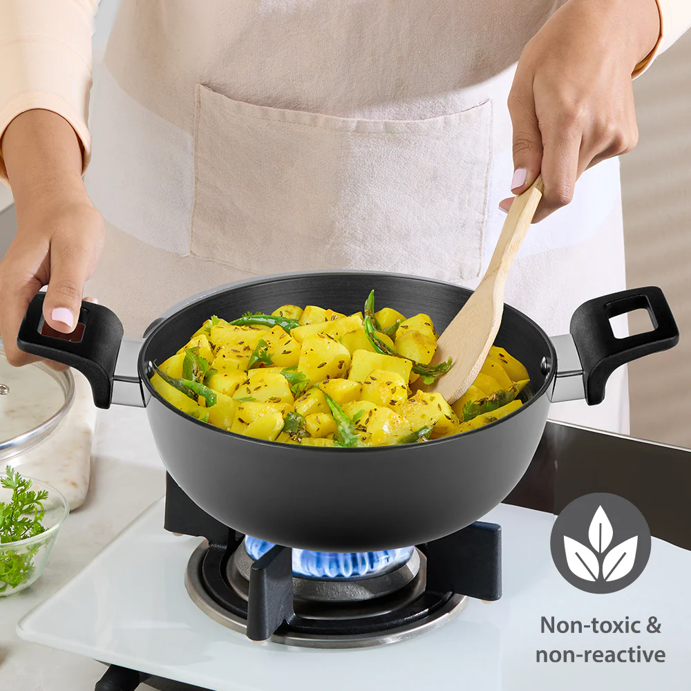 Hard Anodized Induction Base Deep Kadhai W Glass Lid, 22 cm / 2L