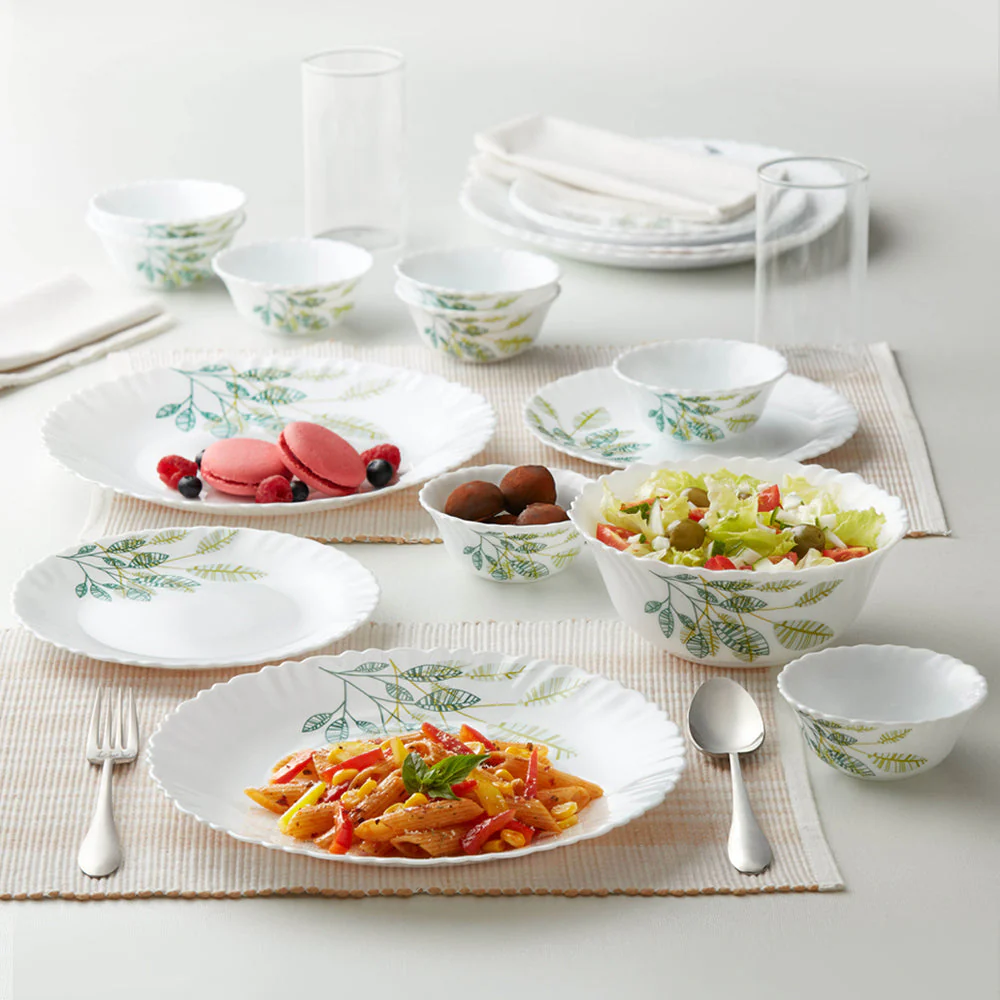 Larah by Borosil, Fauna Dinner Set, 17 pc