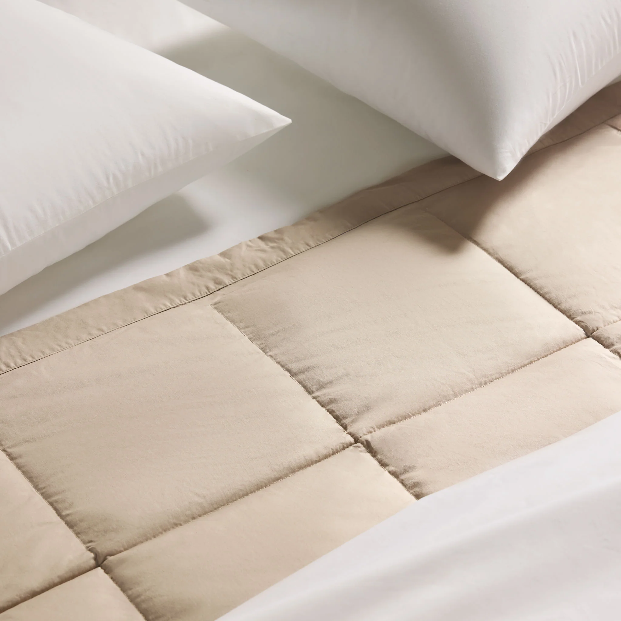 Featherweight Bed Blanket