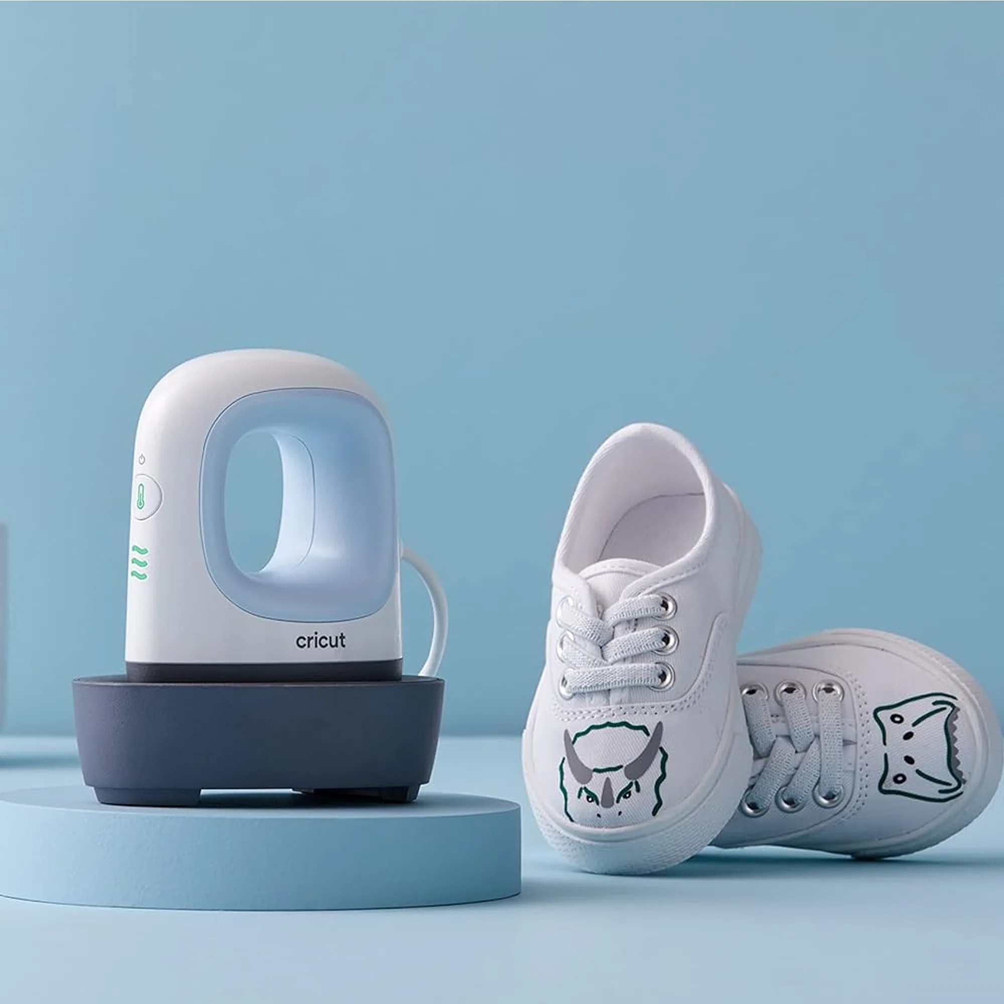 Cricut EasyPress Mini Compact Heating Press Blue