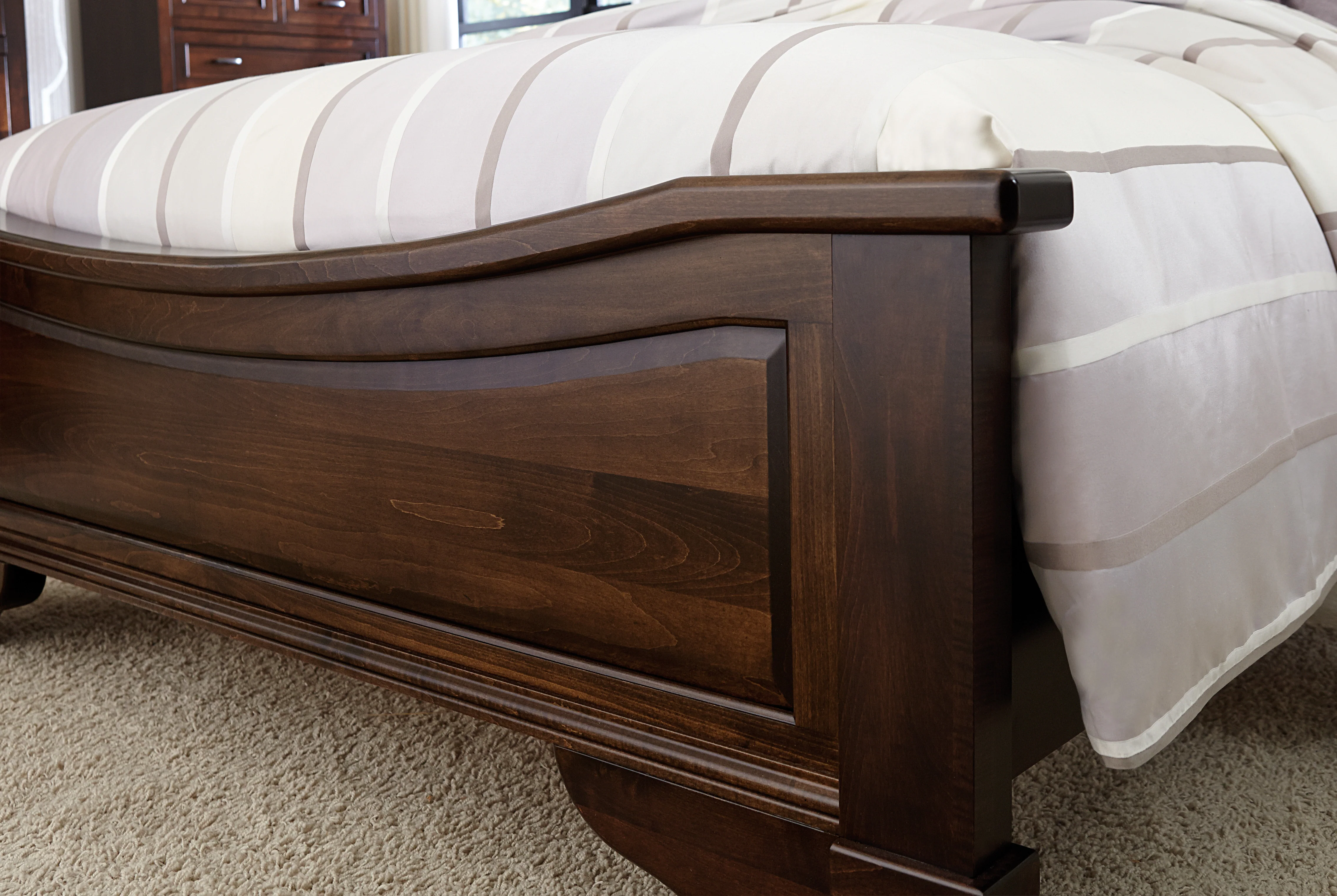 Amish Francine Bed