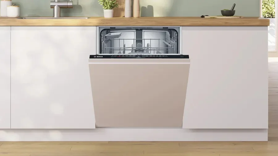 Bosch Integrated White Full size Dishwasher | SMV2HTX02G