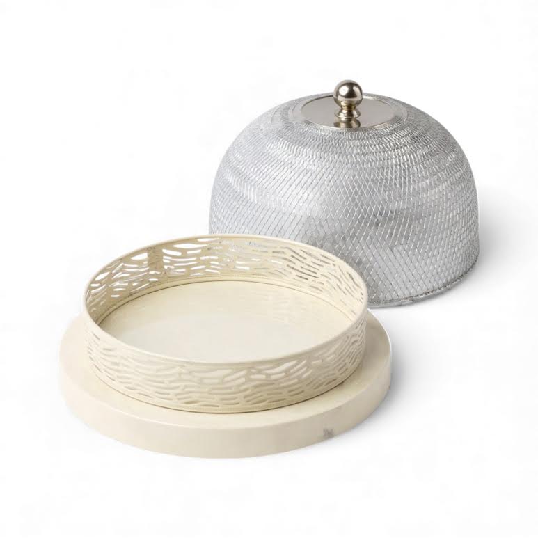 Cake Stand with Mesh Dome Cream