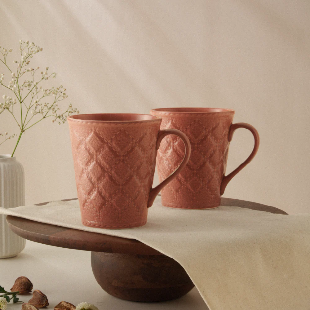 Velvetto Porcelia Mug, Merlot