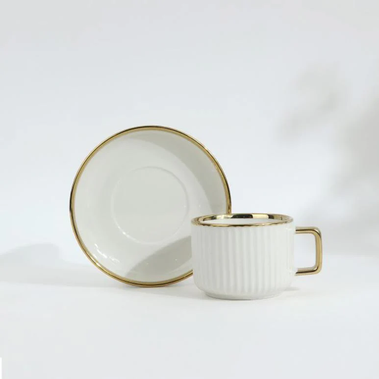 32 Piece Dinner Set Gold & White