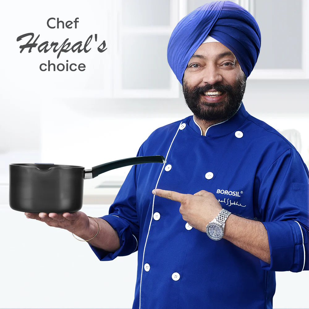 Hard Anodized Induction Base Spout Sauce Pan, 18 cm / 2.5L