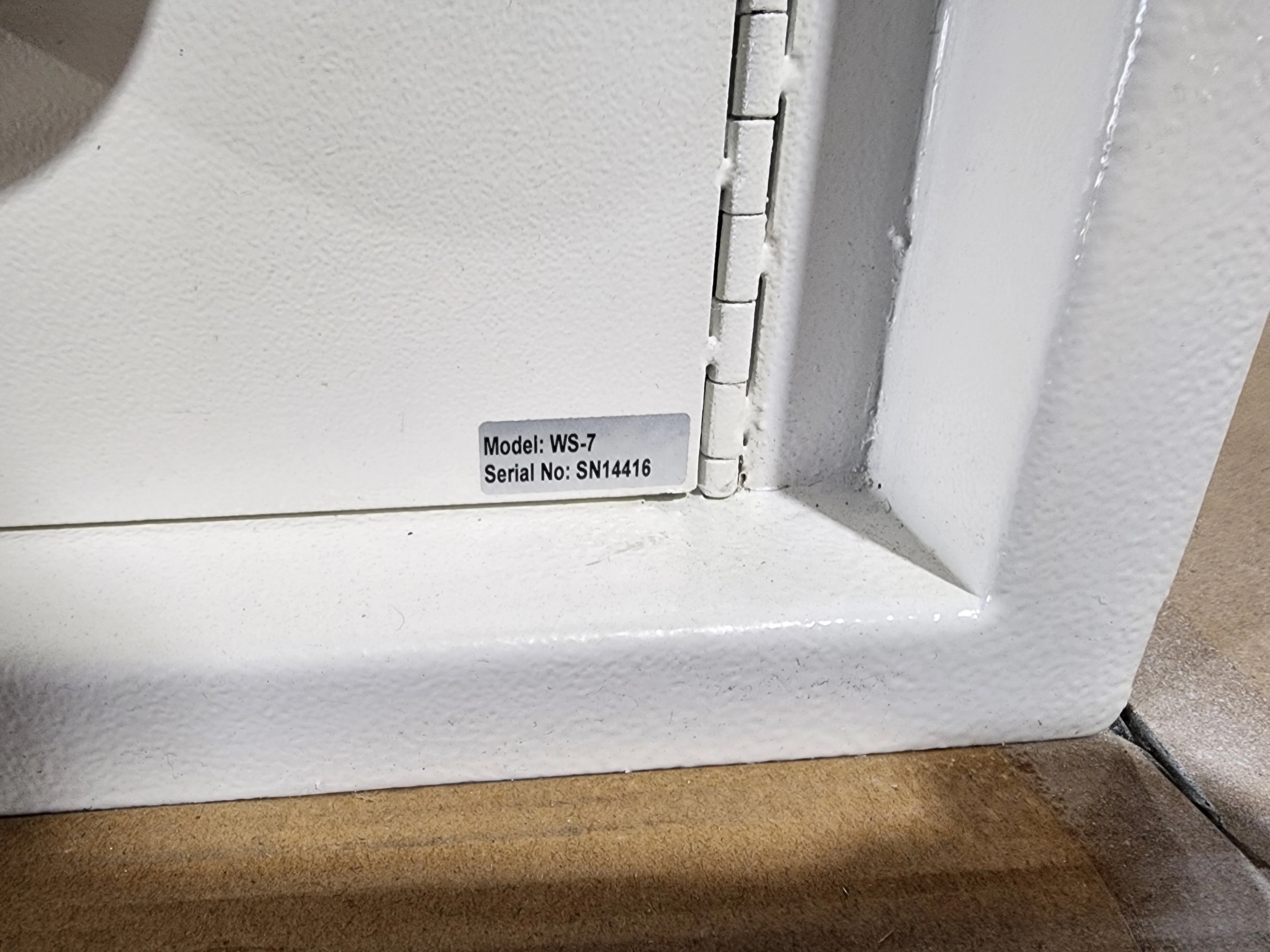 Hayman WS-7 Heavy Duty Wall Safe Blemished