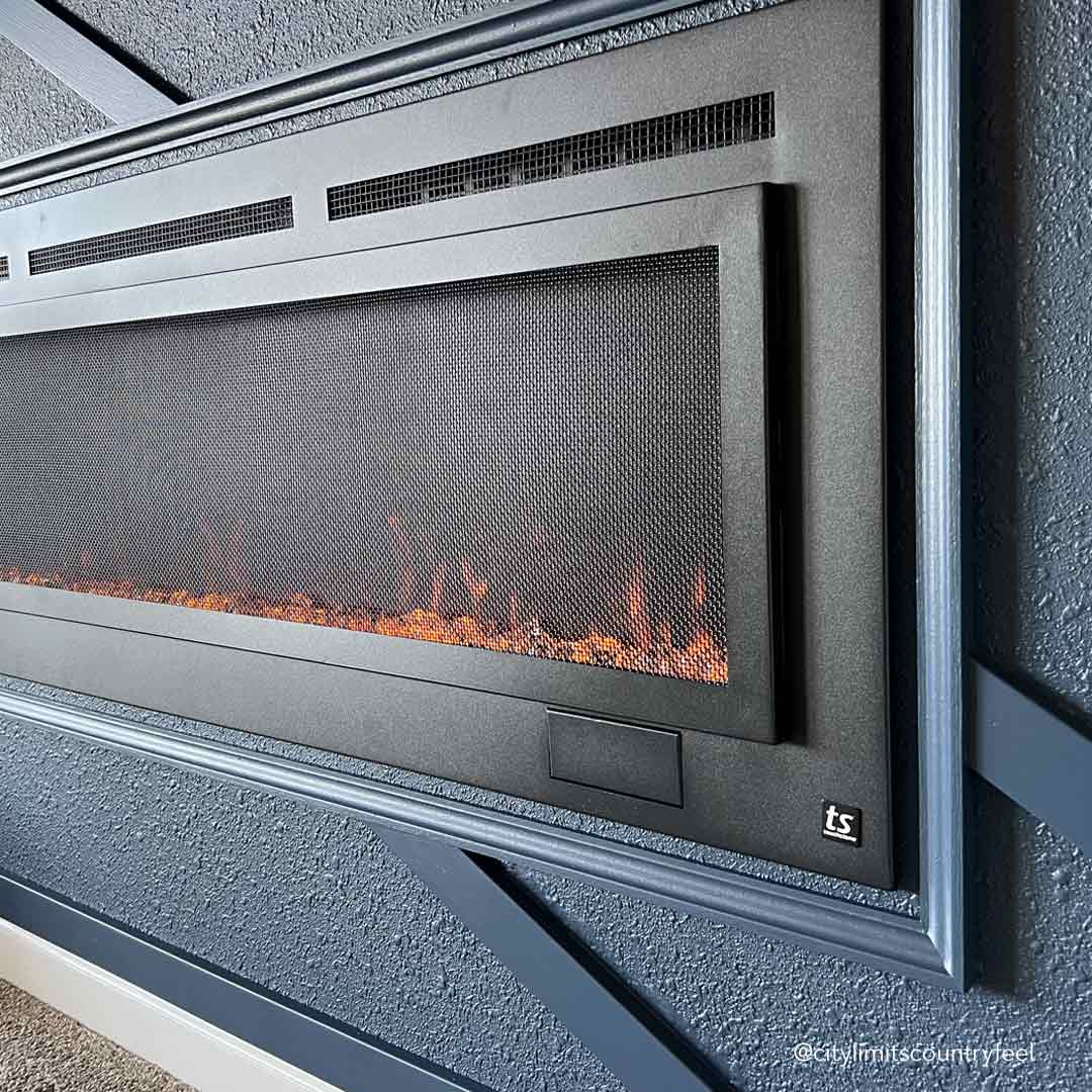 The Sideline Steel Mesh Screen Non Reflective 60 Inch Recessed Electric Fireplace 80047