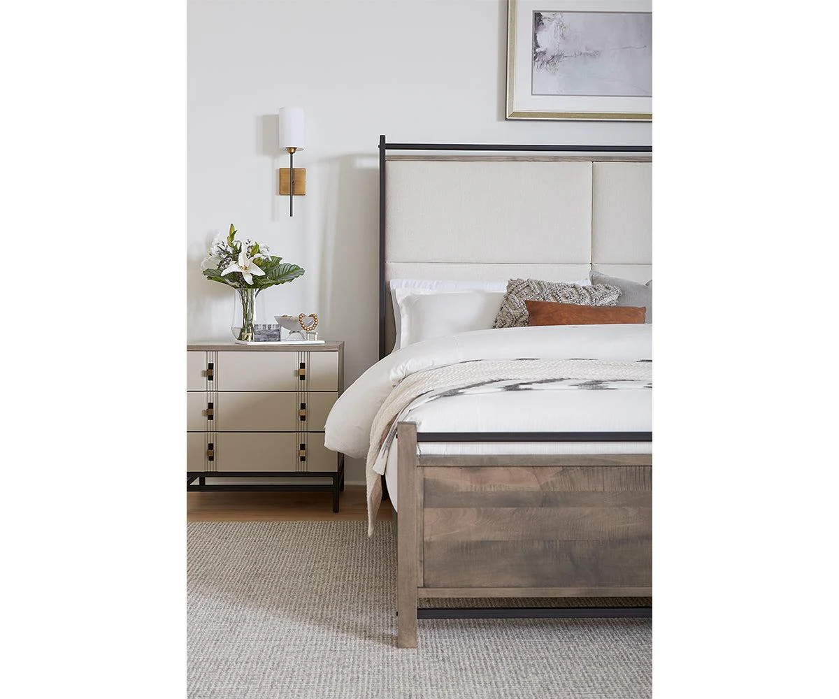 Amish Abshire Deluxe Three Drawer Nightstand