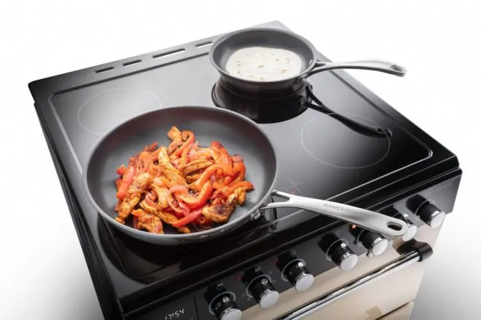 Rangemaster 128110 Classic 60cm Ceramic Cooker - CREAM/CHROME | CLA60ECCR/C