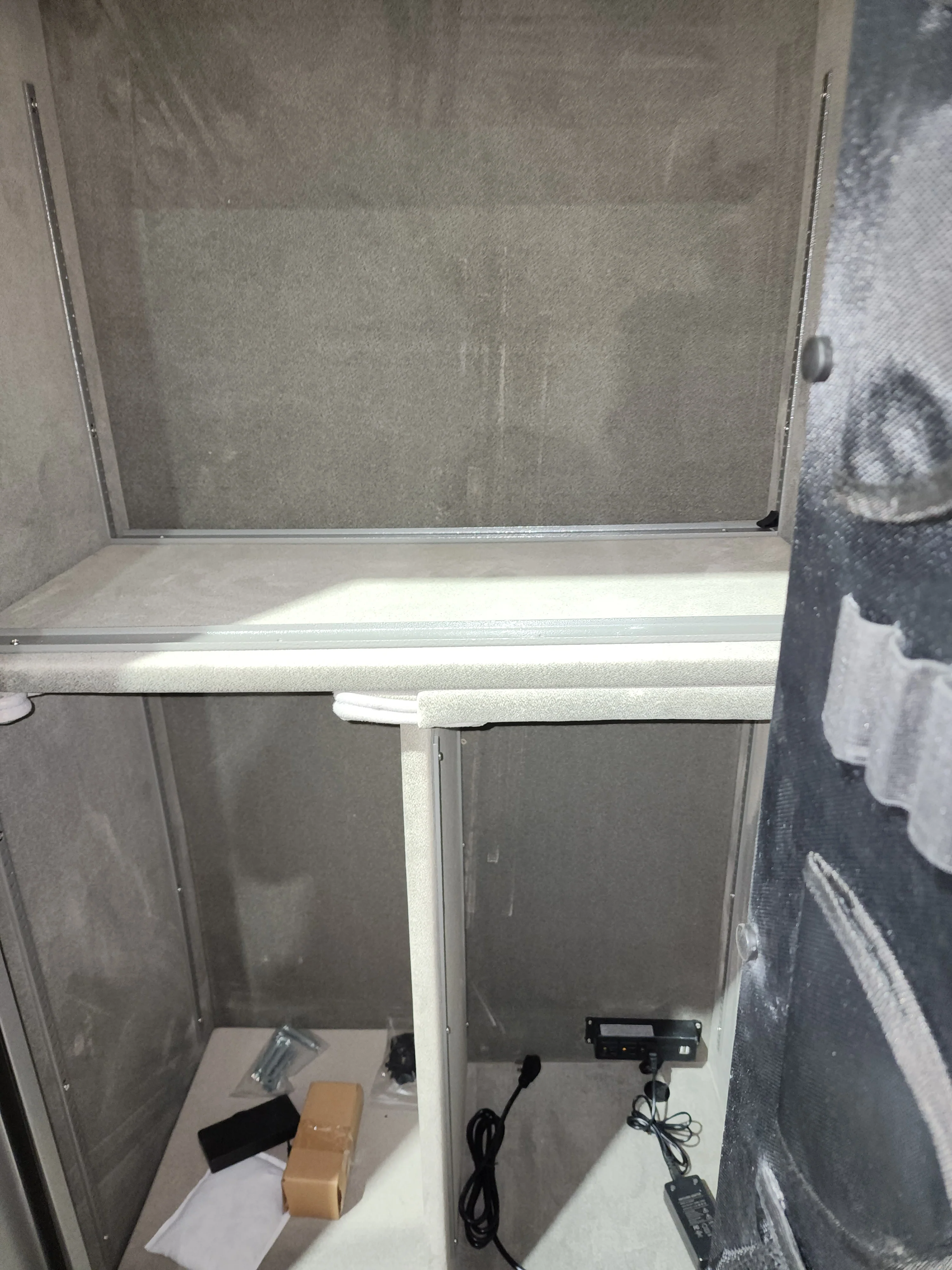 Hayman RK-6536 Rockies Gun Safe Blemished