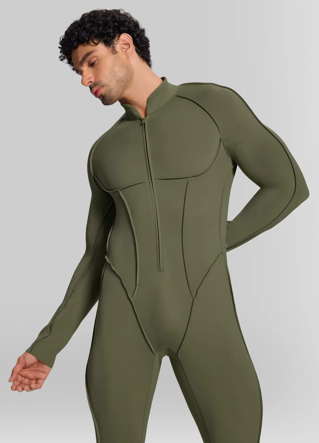 Closed-Back Herosuit