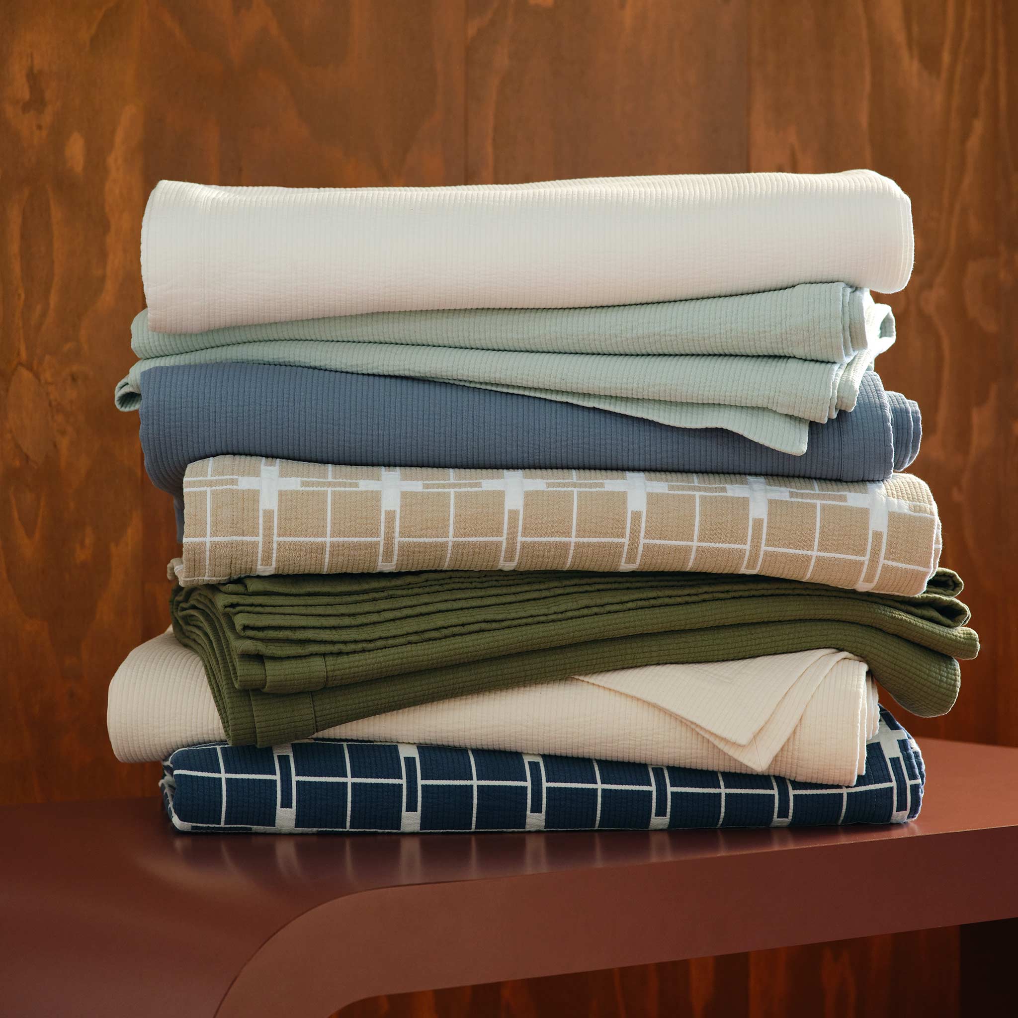 Ribbed Matelasse Quilt Set