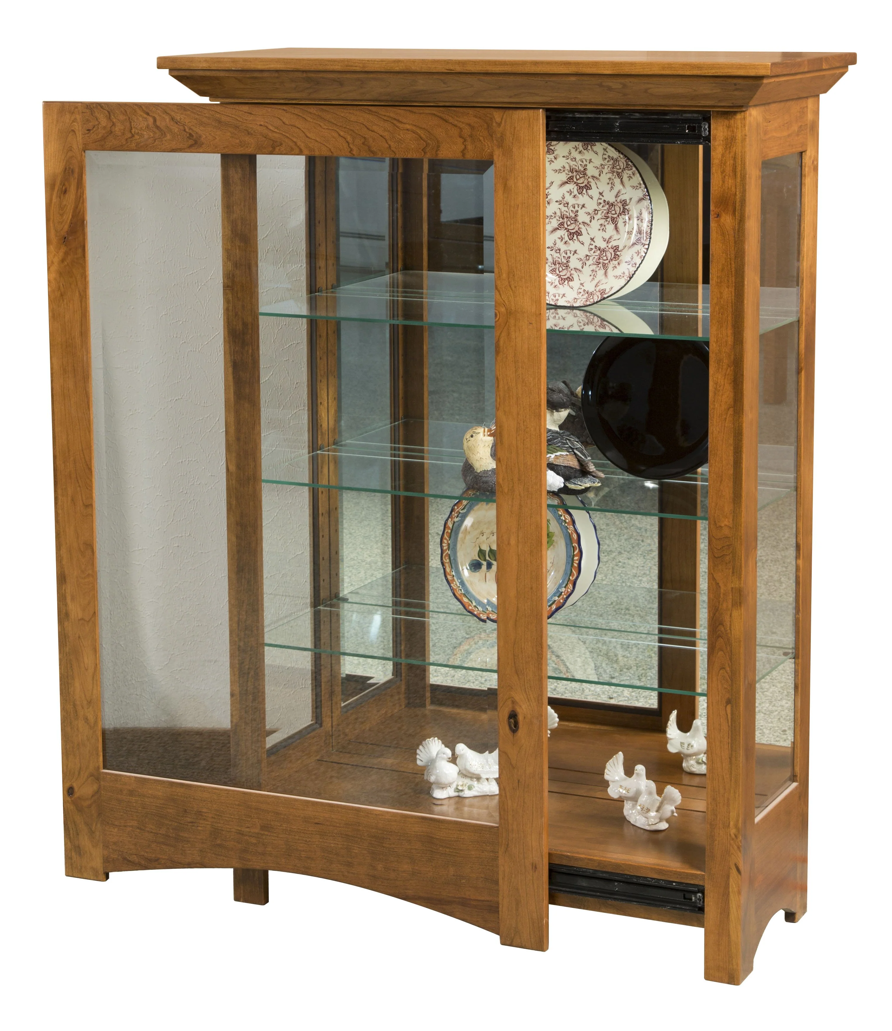 Amish Leda Small Curio Cabinet