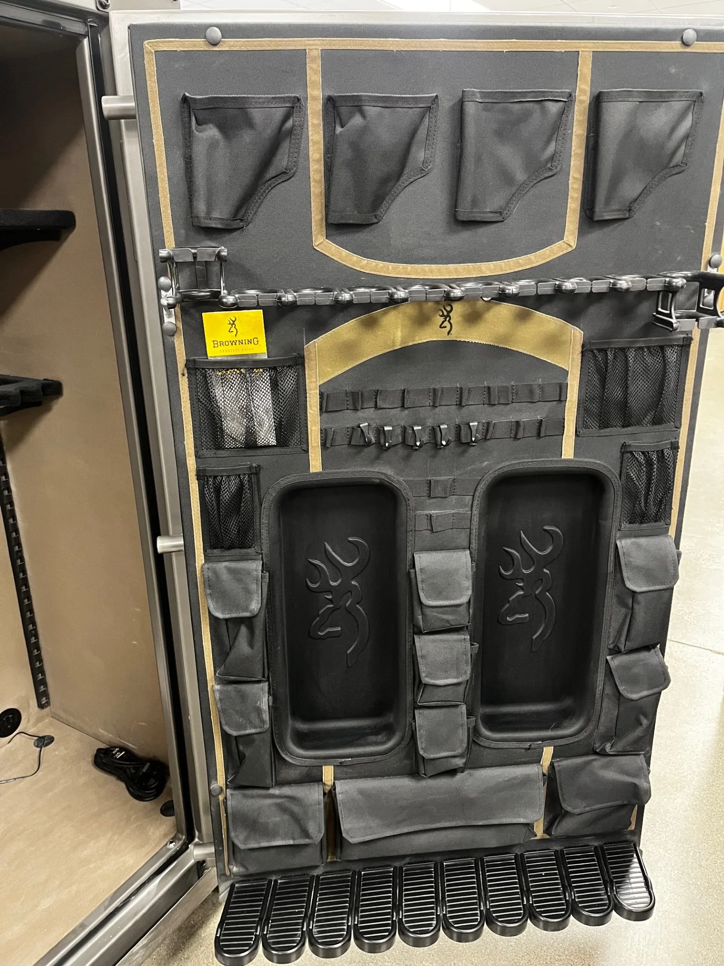 Browning HG49DLX HAWG Deluxe Gun Safe - Metal Clear Blemished