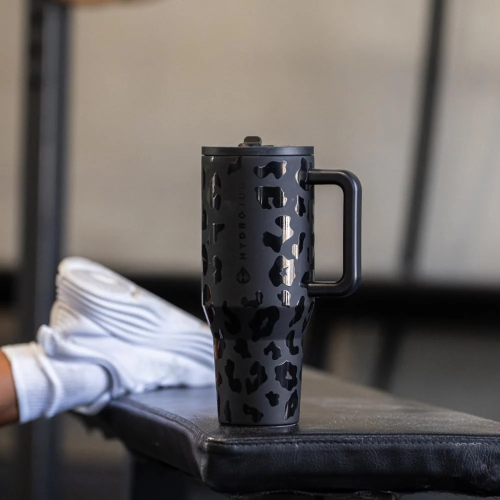 40 oz Water Bottle with Handle & Flip Straw - Fits in Cup Holder, Leak Resistant Tumbler-Reusable Insulated Stainless Steel & Rubber Base