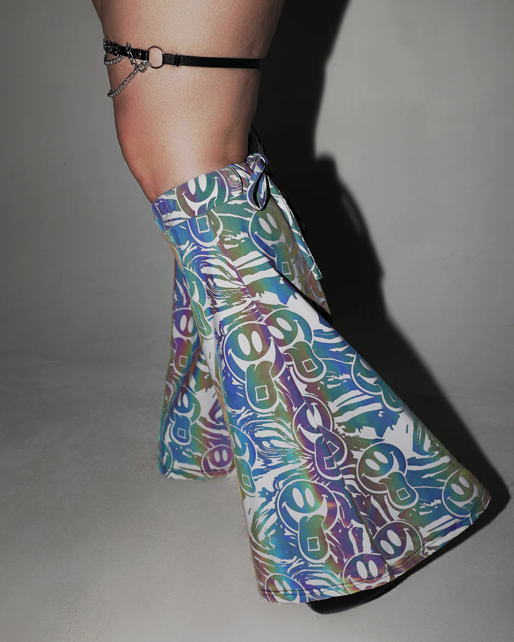 Happy Hour White Reflective Sleeve & Boot Cover Set