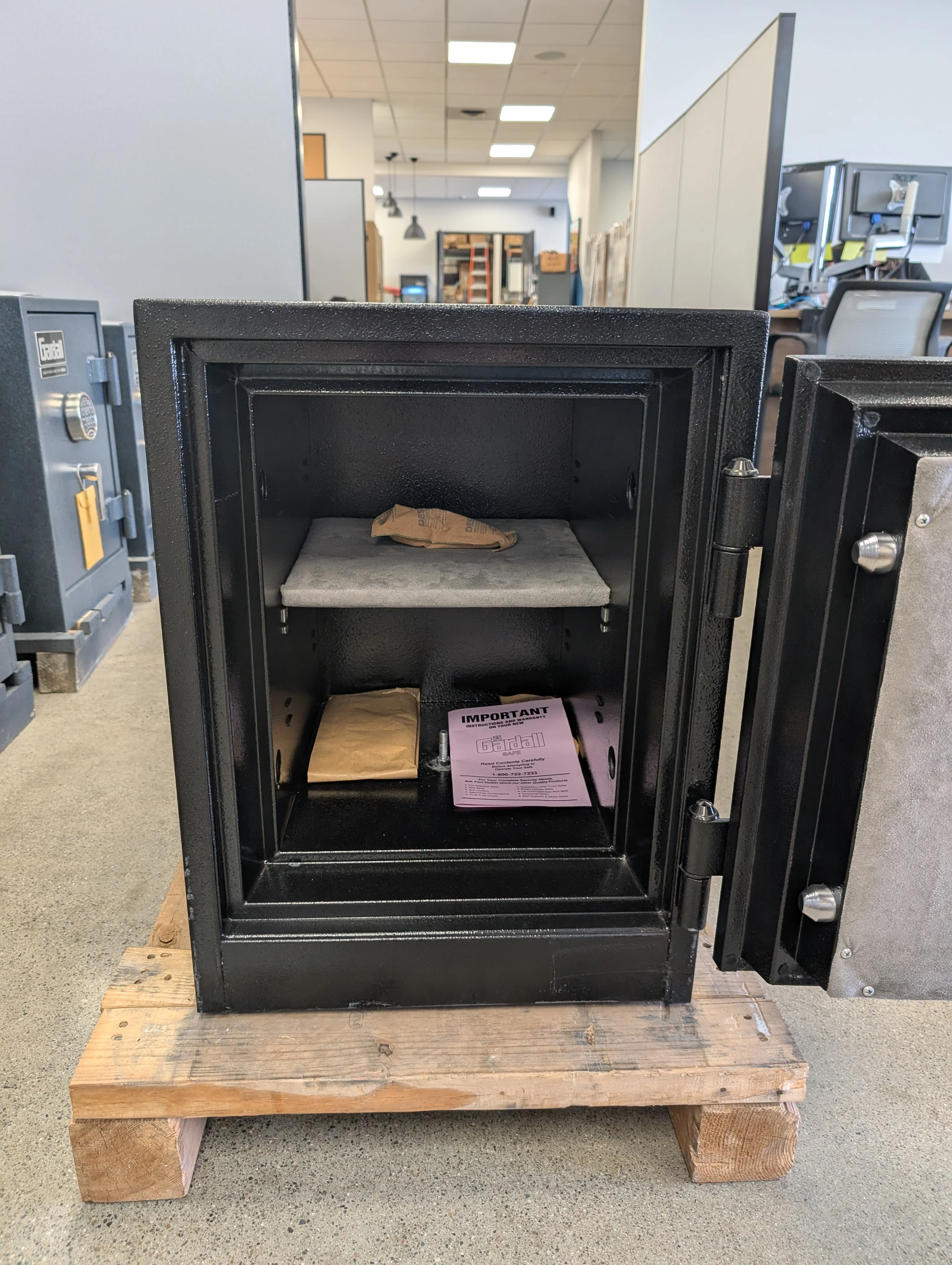 Gardall 1612-2 Burglar & Fire Safe - S&G Multi-User Lock - Blemished