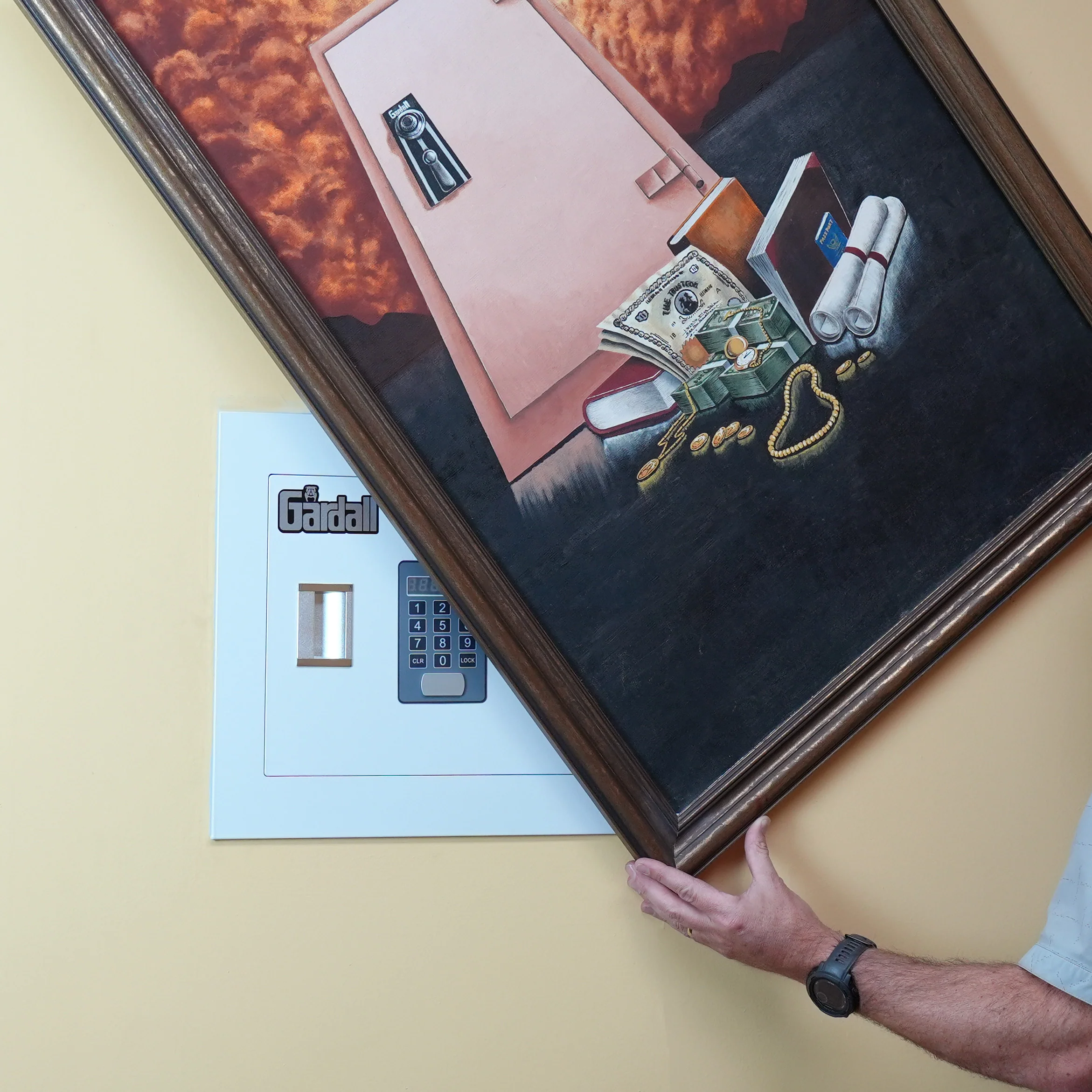 Gardall IW1317-T-E Economical Wall Safe