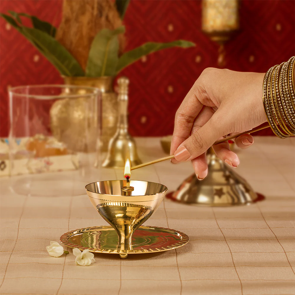 Borosil Akhand Diya, Brass, Large