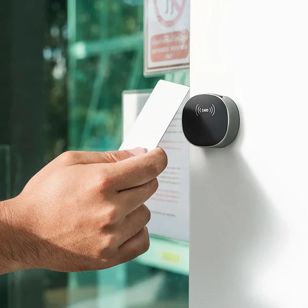 Barska CB13716 200 Position Key Cabinet with RFID Lock - Grey