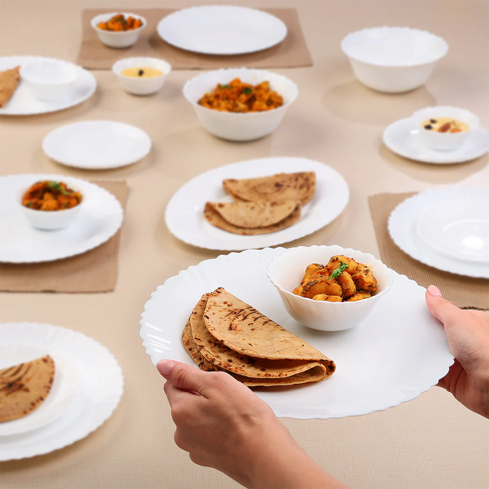 Larah by Borosil, Snow Dinner Set, 21 pc