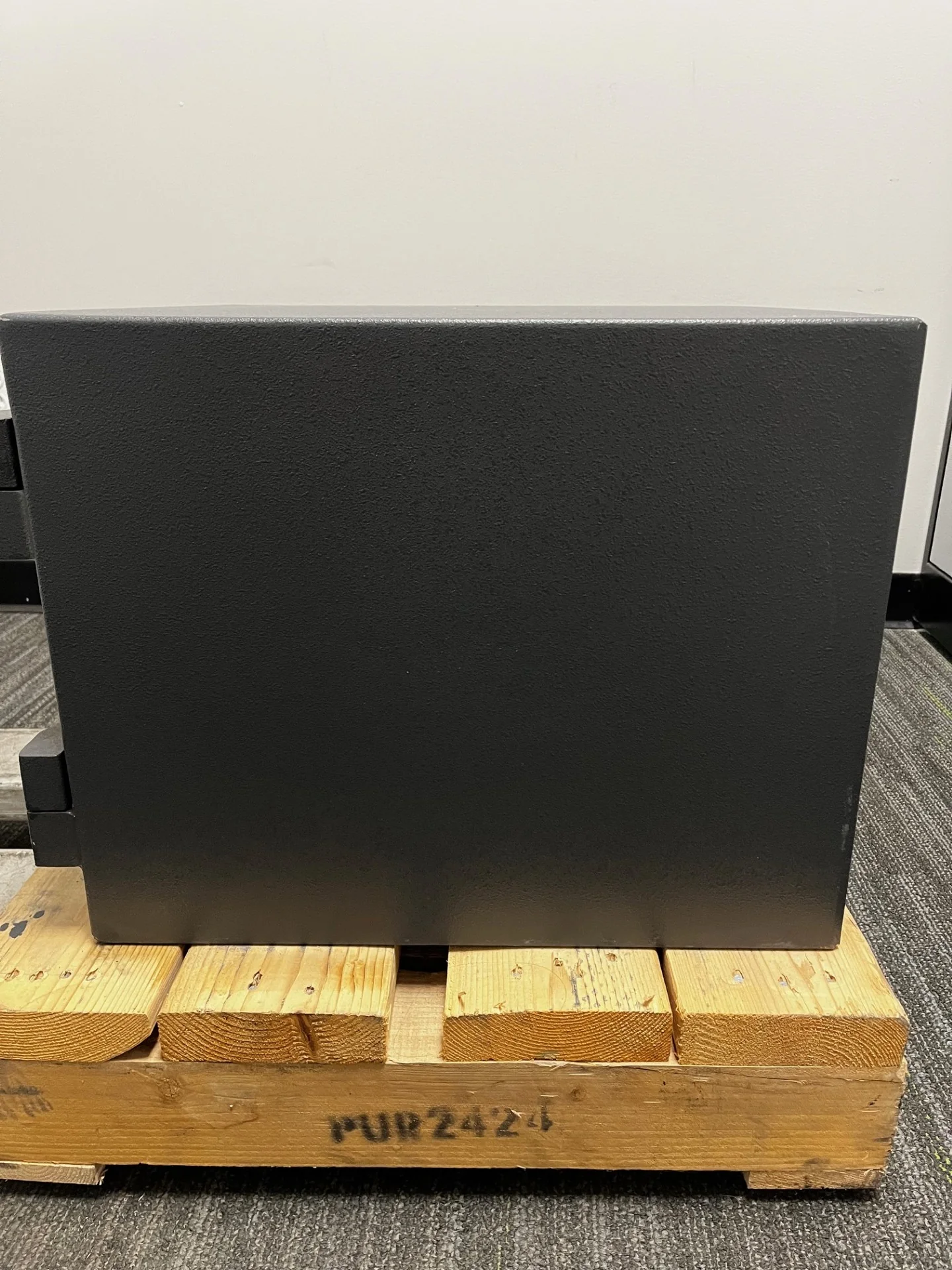 Hollon MJ-1014C TL-30 Burglary 2 Hour Fire Safe Blemished with Group R1 Dial