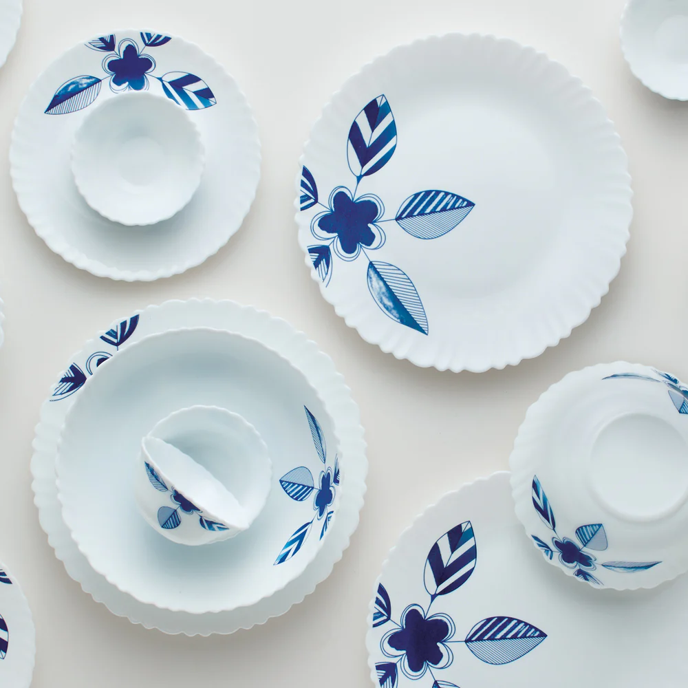 Larah by Borosil Morning Glory 19 pc Dinner Set