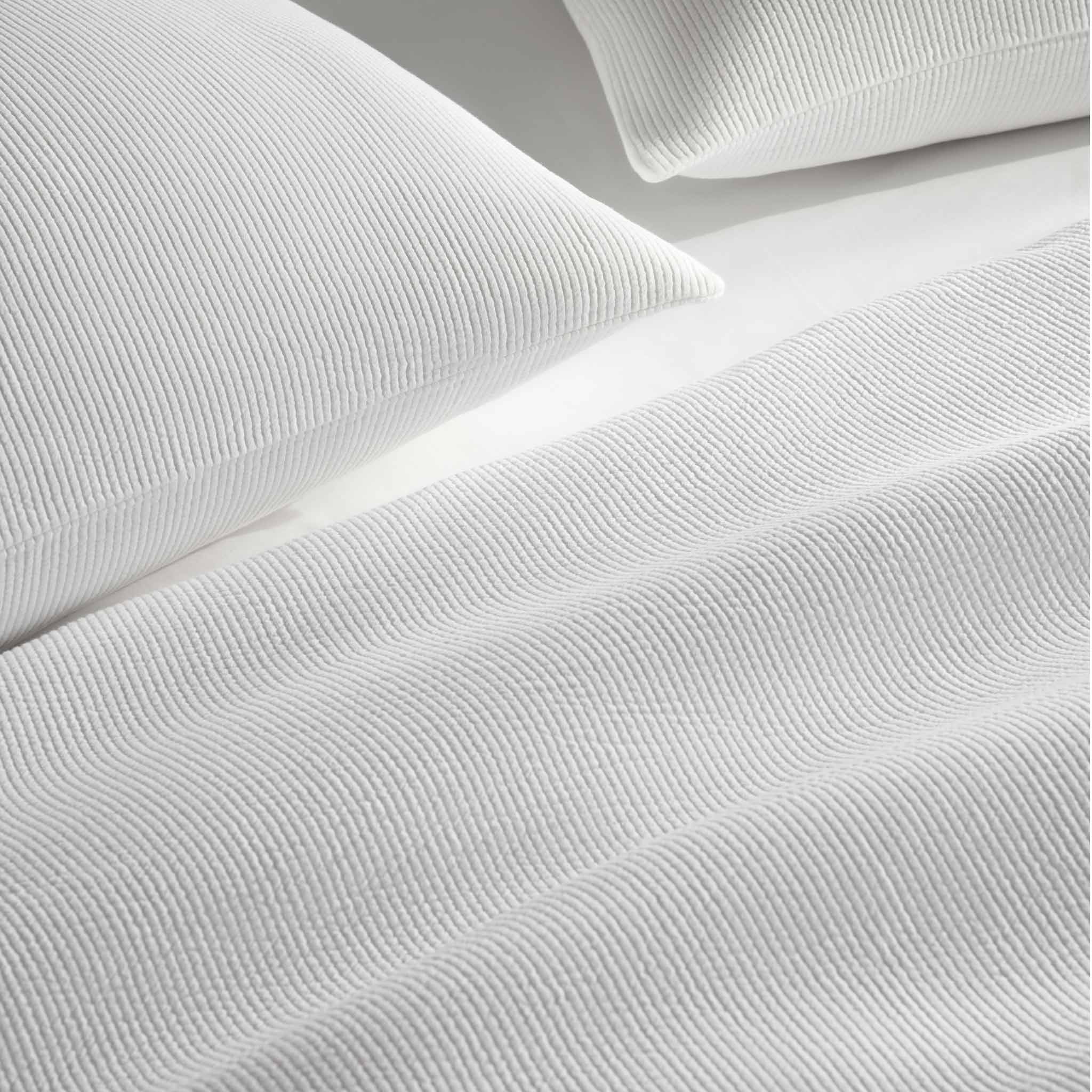Ribbed Matelasse Duvet Set