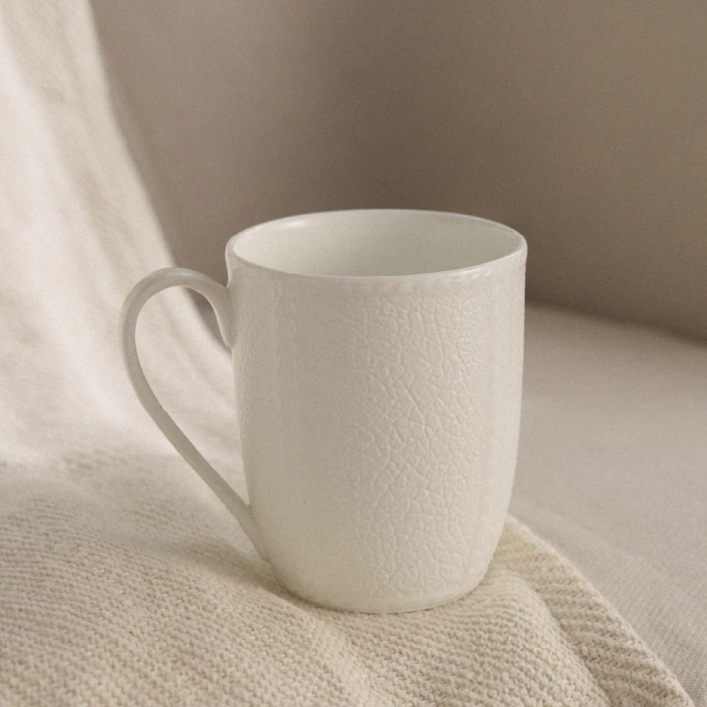 Elva Porcelia Mug, Ivory