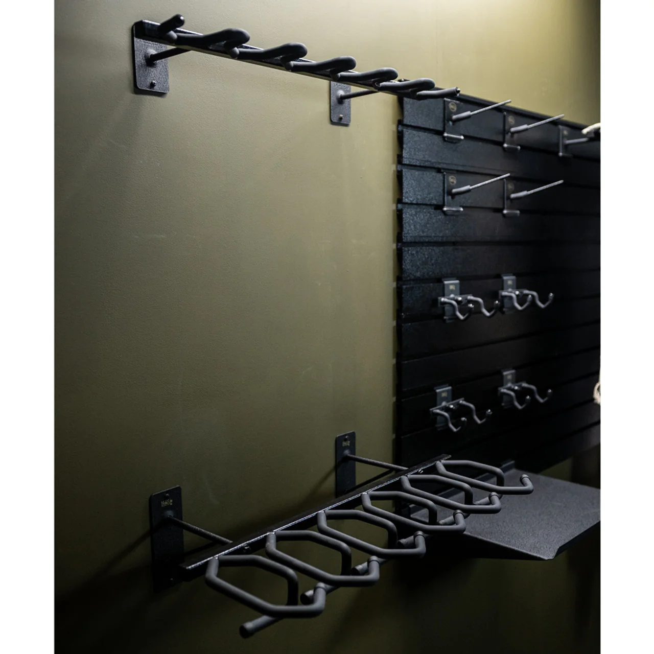 Hold Up Displays Vertical 6 Gun Rack HD53