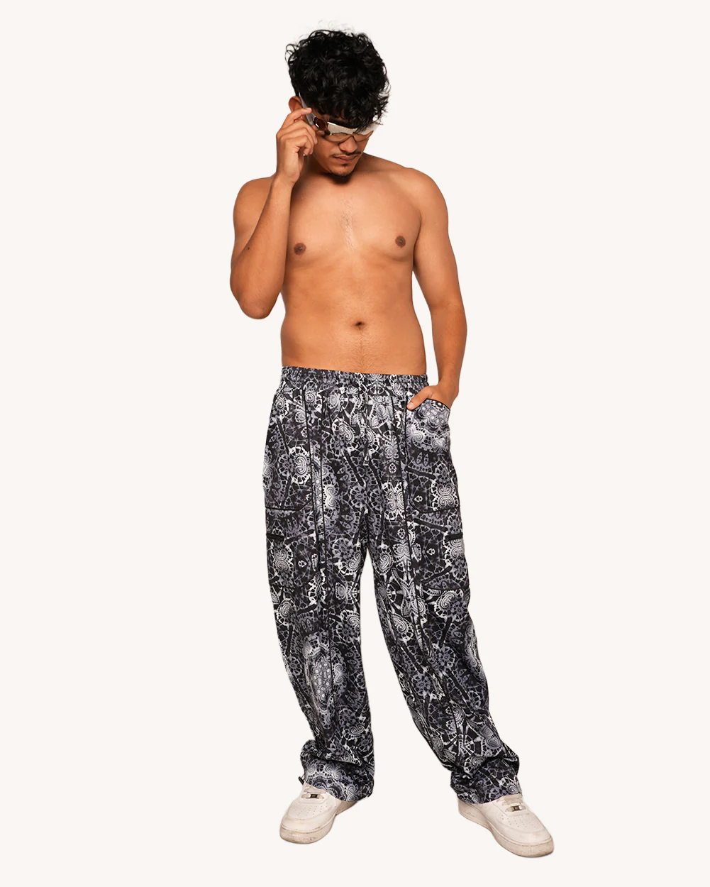 The Seeing Spiral Pants