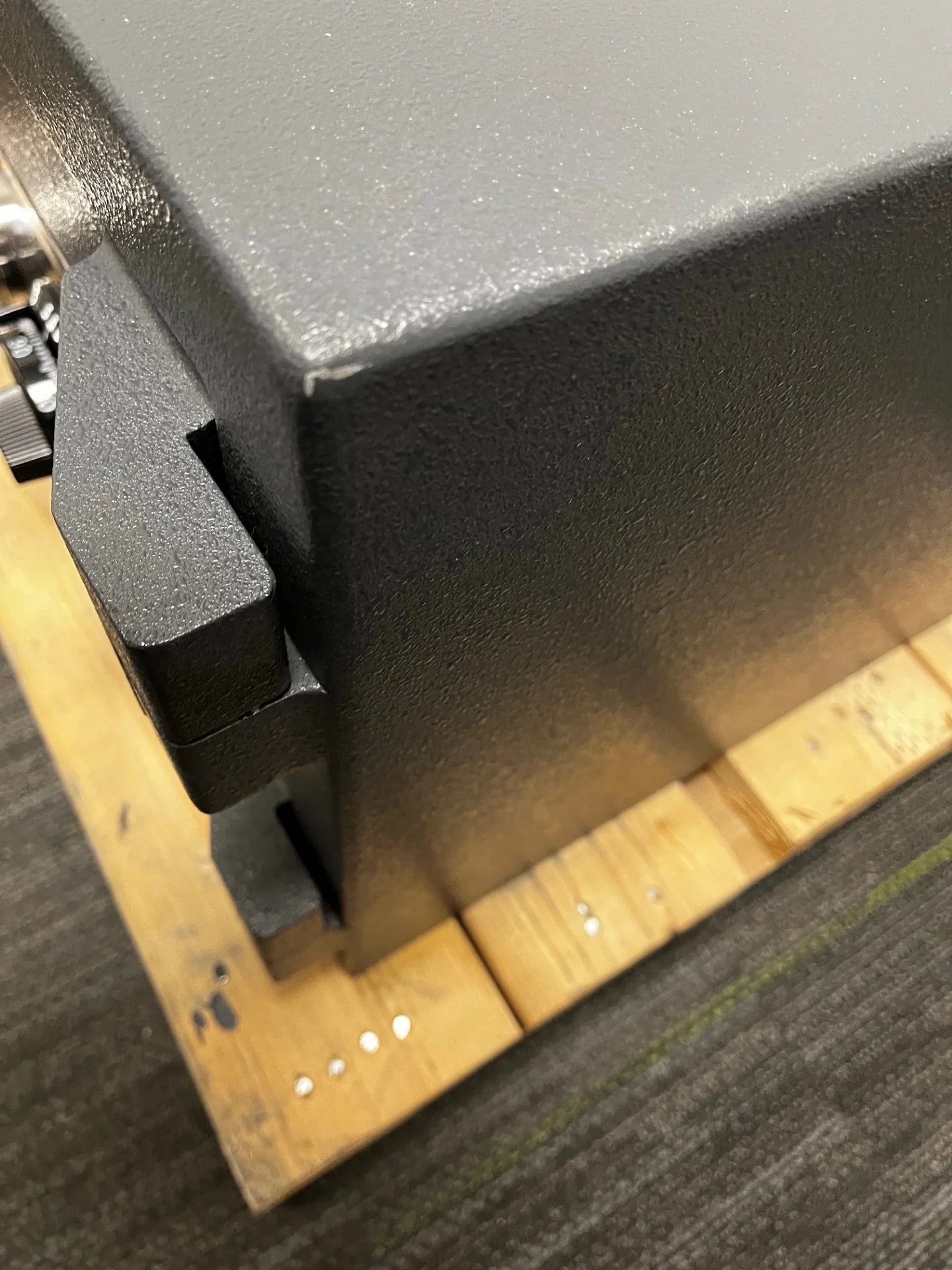 Hollon MJ-1014C TL-30 Burglary 2 Hour Fire Safe Blemished with Group R1 Dial