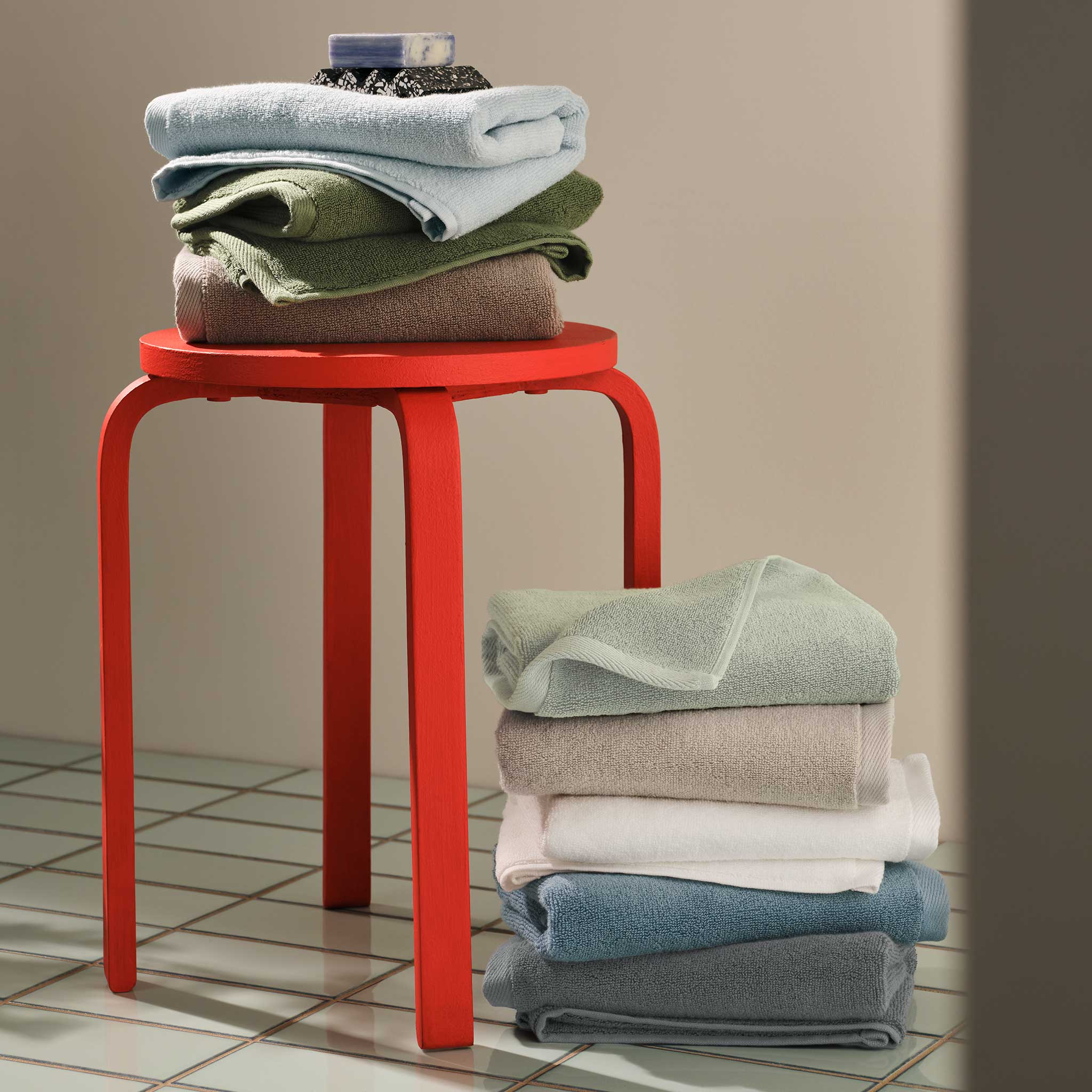 Plush 4-Piece Bath Towel Bundle