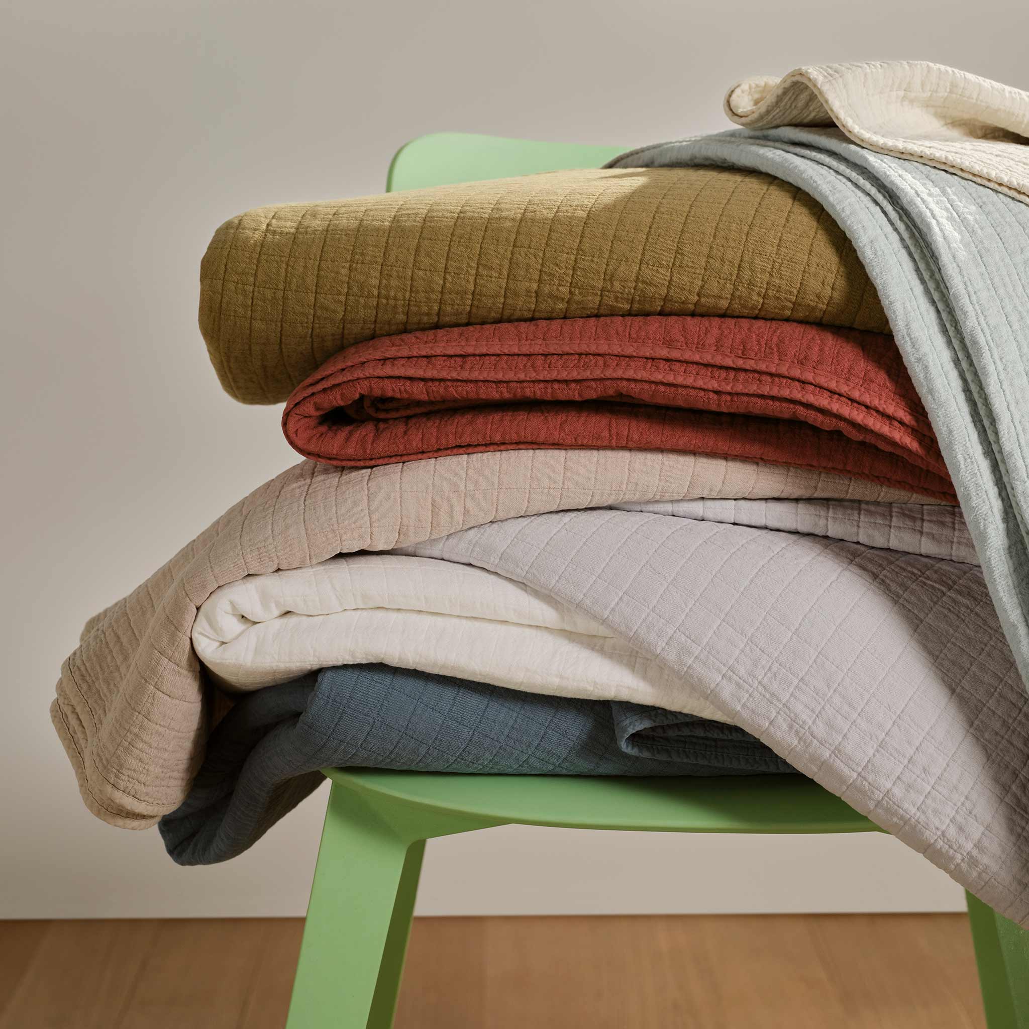 Lightweight Grid Cotton Bed Blanket - Last Call